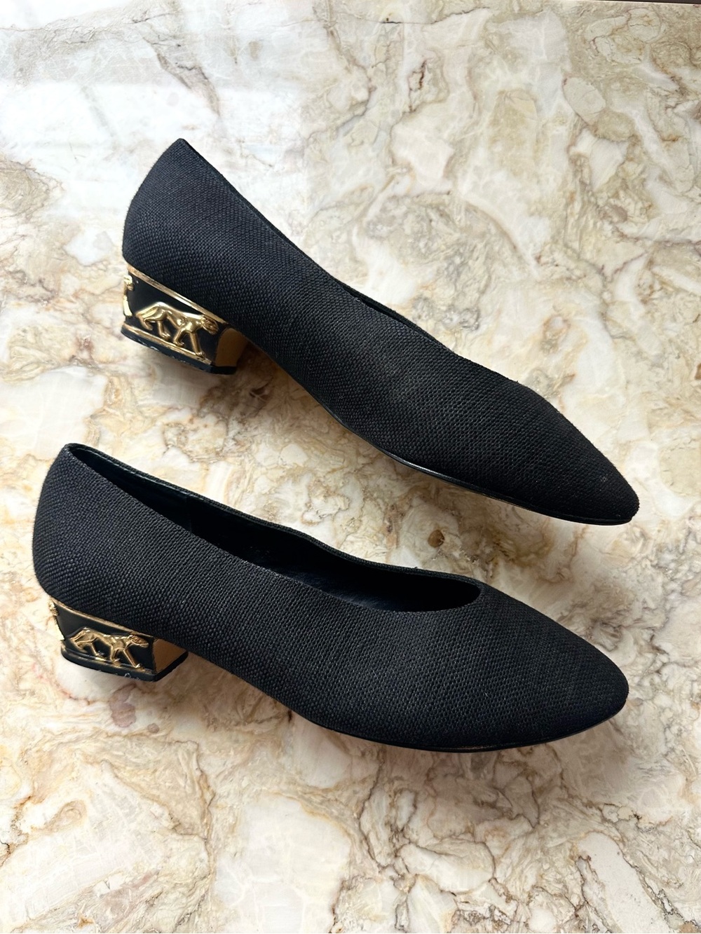 Vintage Nina Gold Cat Cougar Panther Pumps Almond Toe 8 Slip On Low Chunky Heels